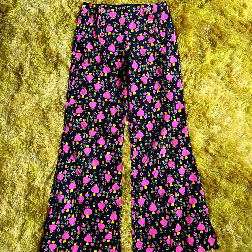 Vtg 70s Mushroom & Snail Print Bellbottom Flares